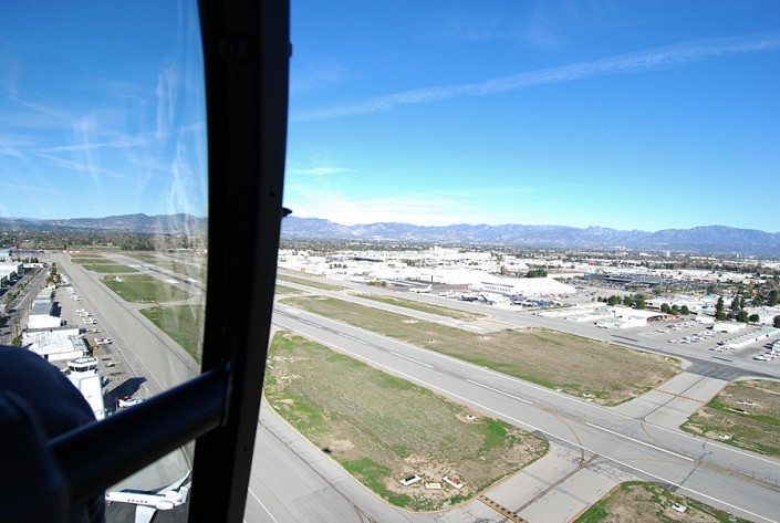 la helicopter tours departure from van nuys airport ca